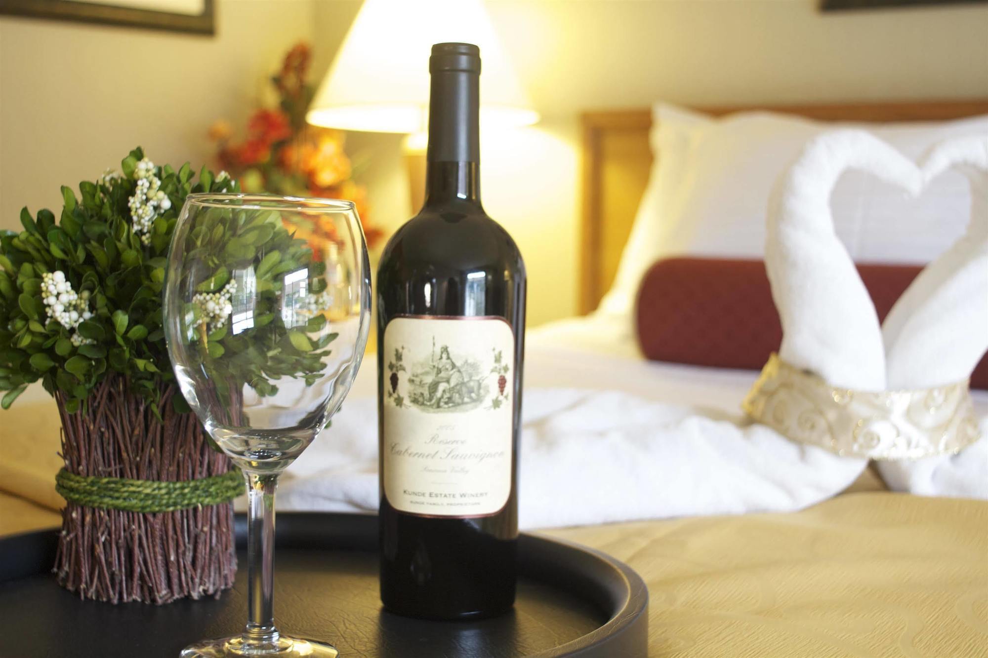Best Western Andersen'S Inn Санта-Нелла Экстерьер фото